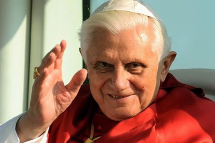 Papa Benedikt XVI. (arhiva)