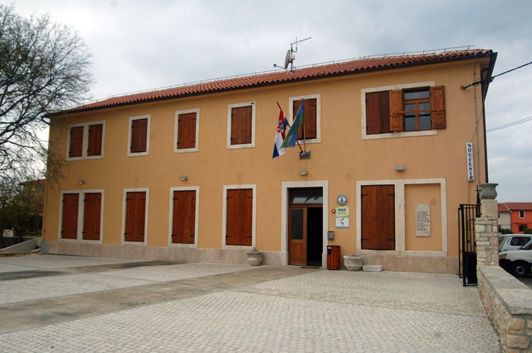 Javna ustanova Kamenjak, Kuća prirode u Premanturi (arhiva)