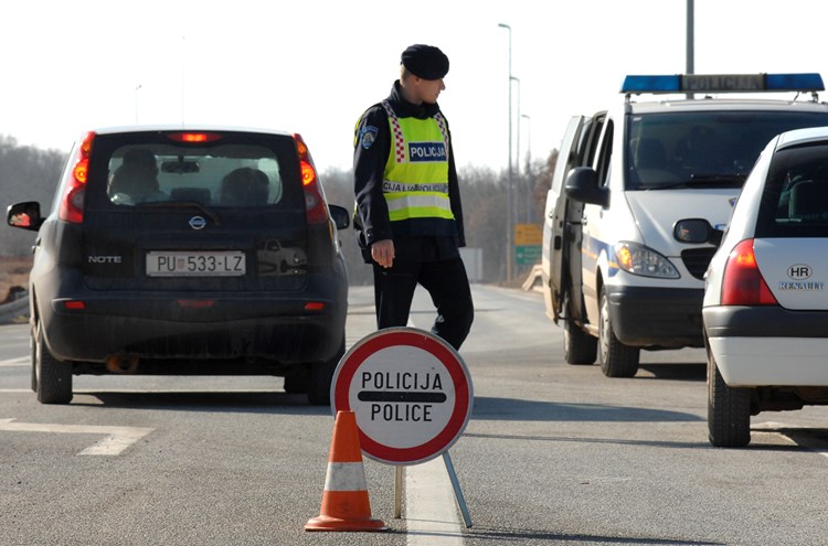 Policija je proteklog vikenda kontrolirala više od 500 vozača (arhiva)