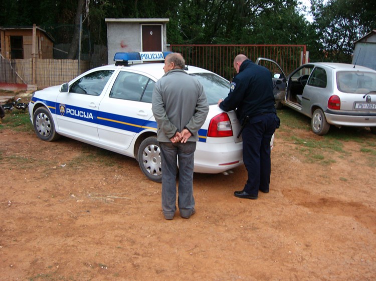 Policija na uviđaju (T. GRBIĆ)