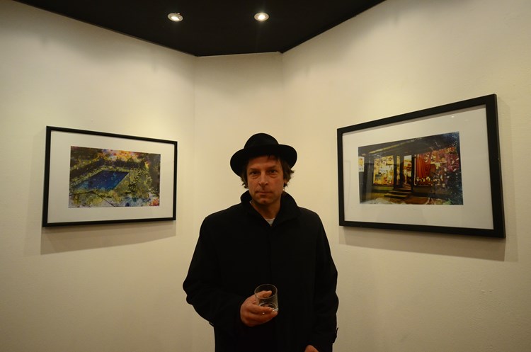David Nikolić u galeriji Makina (Andreas KANCELAR)