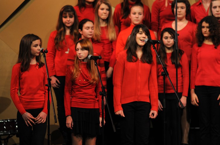 Nastup zbora Osnovne glazbene škole (D. ŠIFANIĆ)