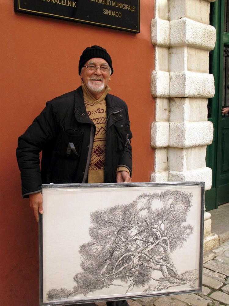 Ivan Tanković Kićo svoju sliku poklonio je Talijanskoj srednjoj školi