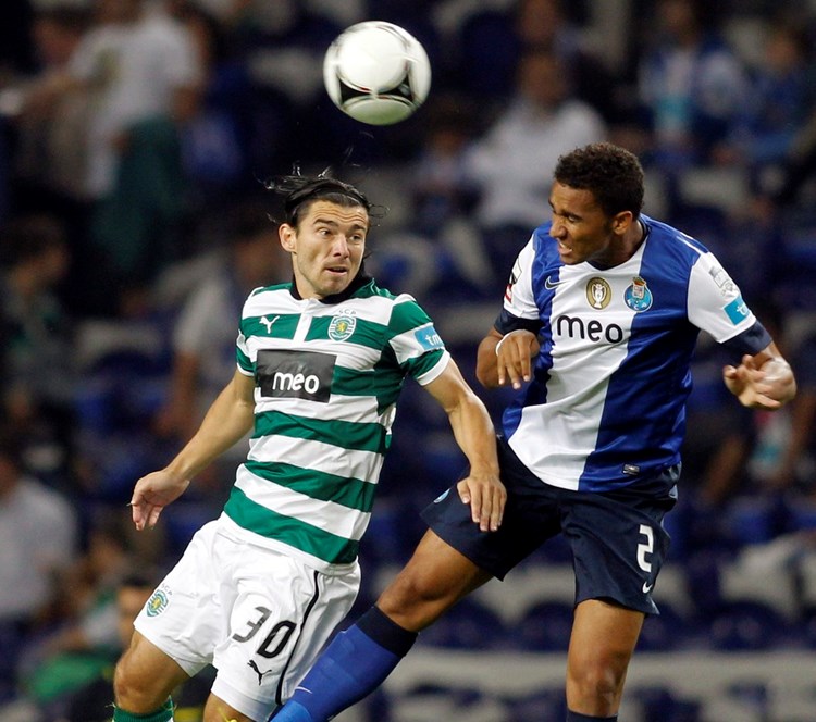 Pranjić (lijevo) u Vigo dolazi kao igrač lisabonskog Sportinga (Foto Reuters)