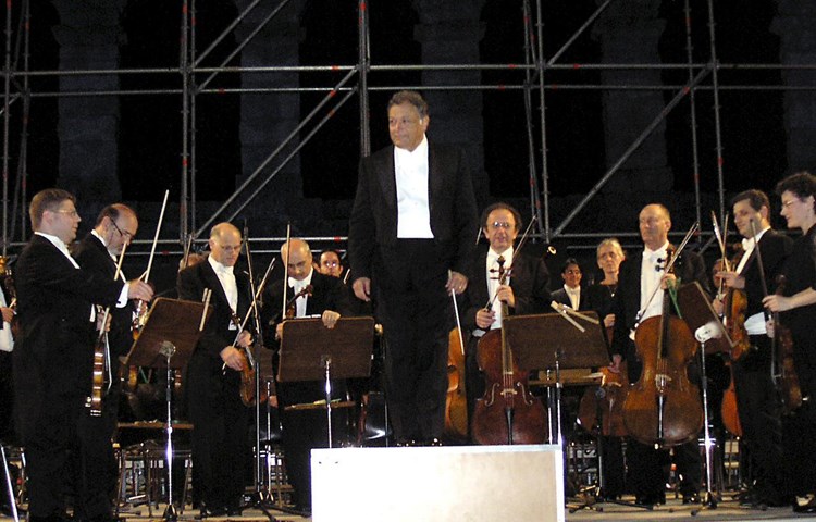 Zubin Mehta i Izraelska filharmonija prilikom gostovanja u pulskoj Areni