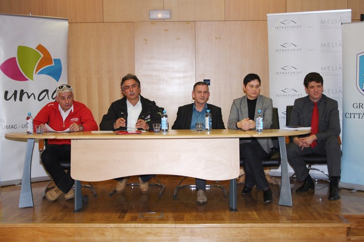 Vinko Polončič, Ivica Gržinić, Niko Čančarević, Sanda Bravar-Radizlović i Nenad Stojkovski (M. GAVRAN)