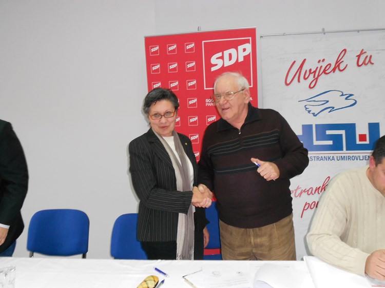 Lucija Debeljuh i Gianfranco Vitassovich potpisali su koalicijski sporazum