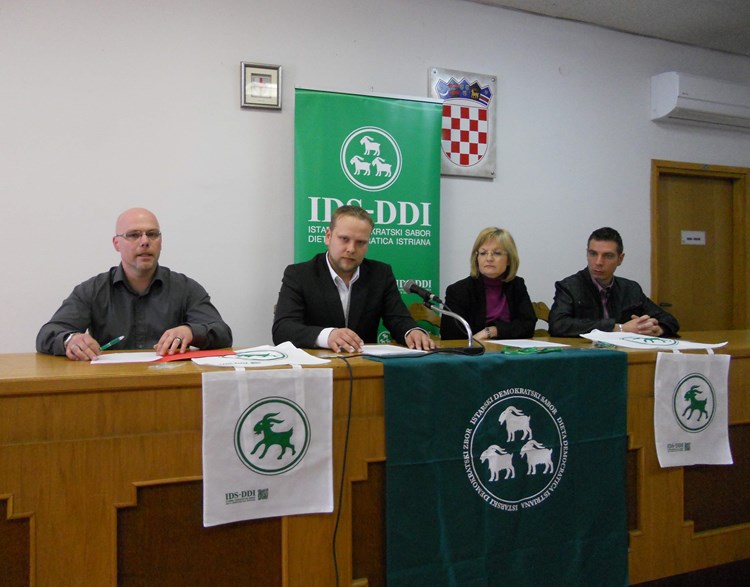 Lino Miani, Robert Buzdakin, Lorella Limoncin Toth i Mate Mekis (K. FLEGAR)