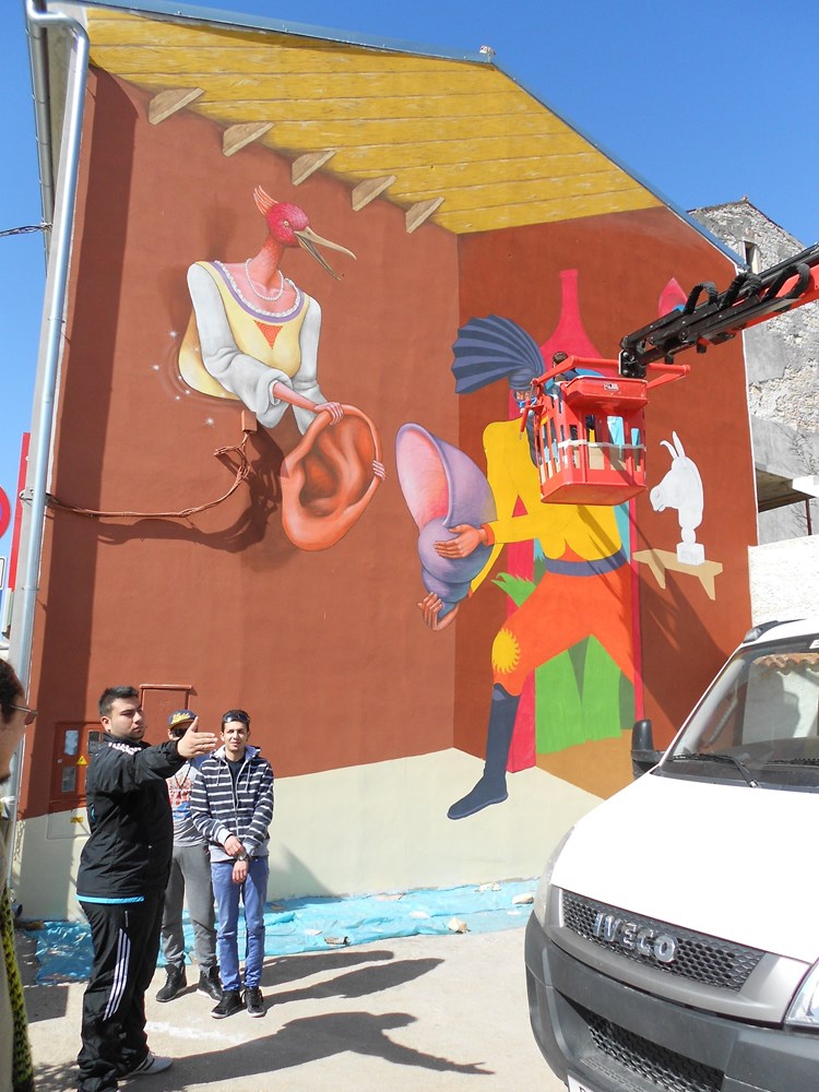 Fasadu na ulazu u Trgovačku ulicu oslikao je ukrajinski umjetnik AEC (P. LUKEŽ)