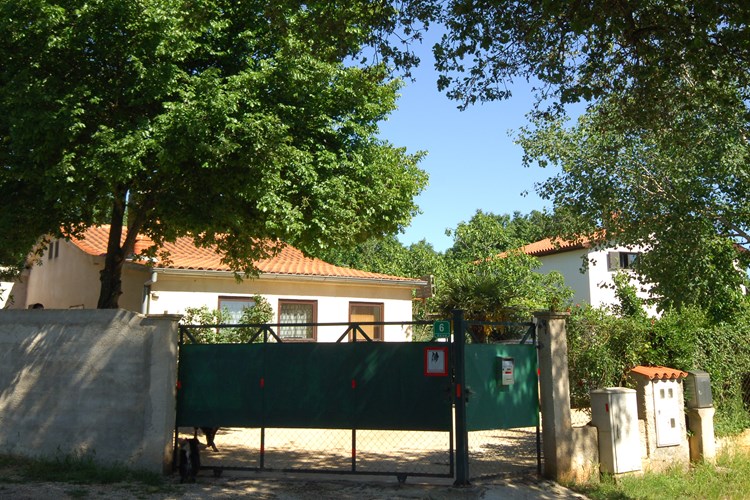 Kuća obitelji Pašukan u naselju Ševe nedaleko od Pule (Snimio Andreas KANCELAR)