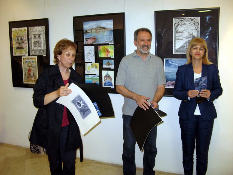 S otvorenja izložbe 'Rovinj''- Marija Smolica, Dario Sošić i Maja krstić-Lukač (N. O. R.)