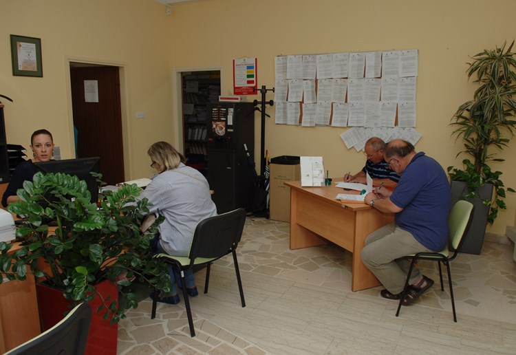 Nije bilo gužvi u gradskoj pisarnici u Puli (D. MEMEDOVIĆ)
