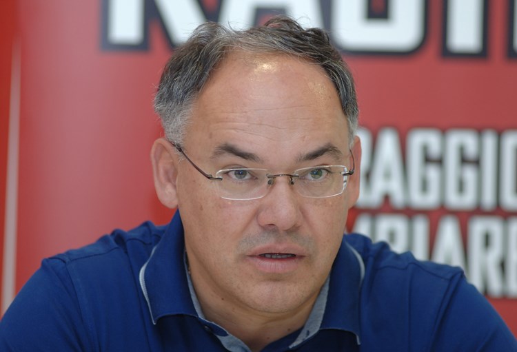 Damir Kajin (D. MEMEDOVIĆ)