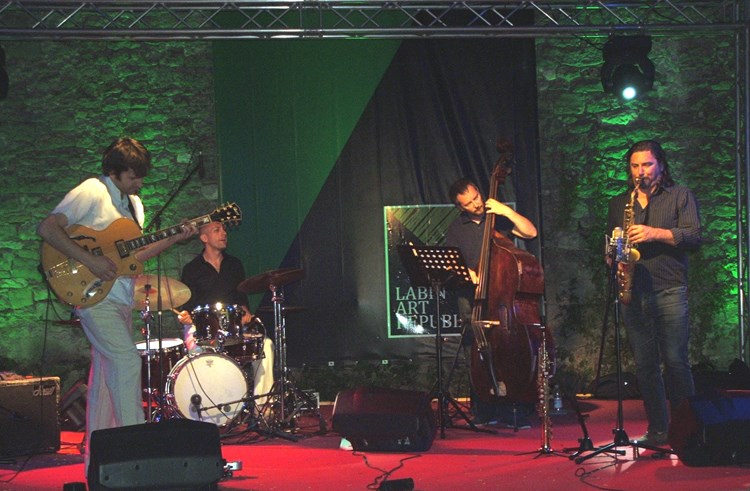 Denis Jazz Quartet (R. SELAN)