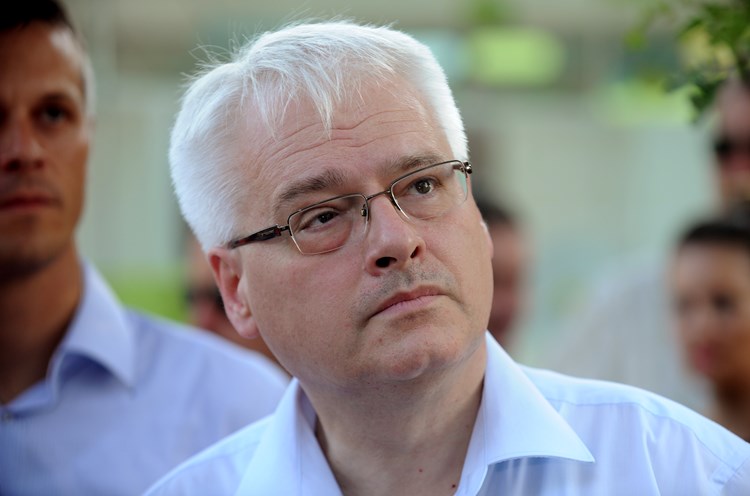 Sanirati dugogodišnji probleme u proračunu i ospodarstvu, Ivo Josipović (M. MIJOŠEK)