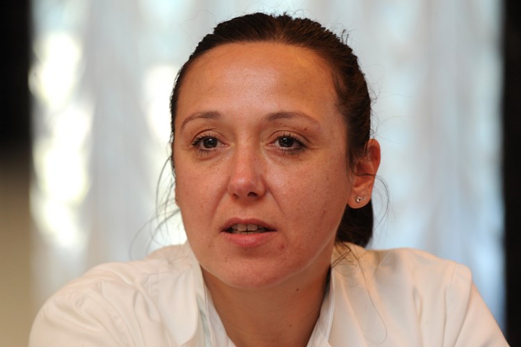 Irena Hrstić (M. MIJOŠEK)