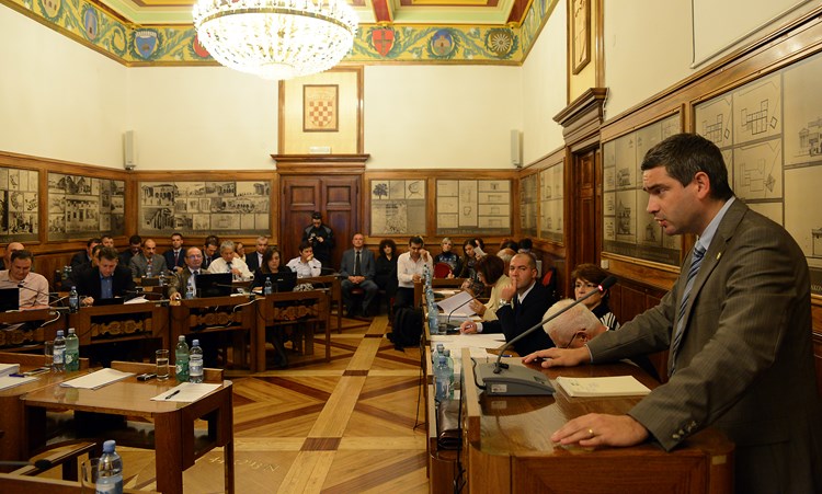 Jednoglasno izglasana Deklaracija o regionalnom razvoju i jedinstvenosti Istre (M. ANGELINI)