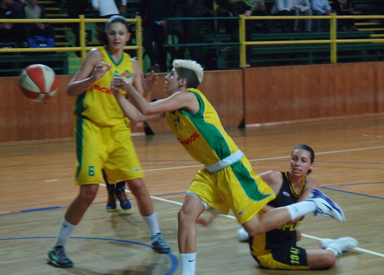 Gordana Bedalov (6) i Lana Pačkovski