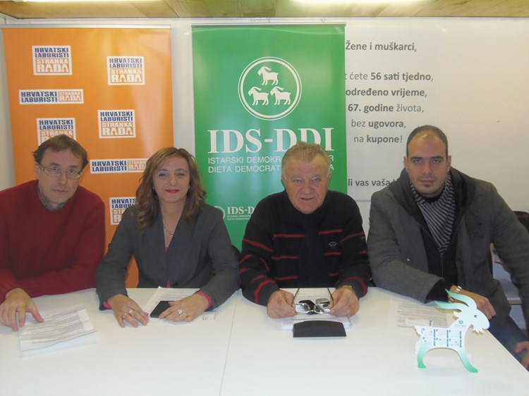 Vanja Frankovic (IDS), Branka Perusko (IDS), Marcelo Miletic (Laburisti) i Sandro Zelesko (IDS), podruznice Liznjan, studeni 201