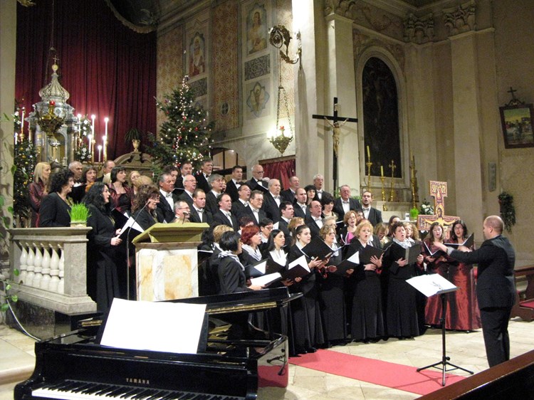 Božićni koncert rovinjskih zborova, zajednički nastup (N. O. RADIĆ)