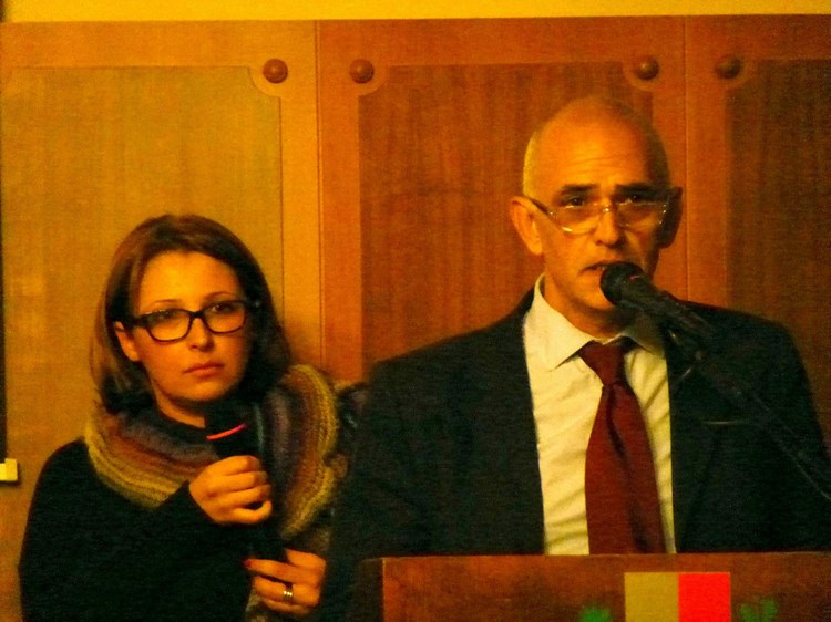 Vijećnik Maurizio Zennaro govorio je na talijanskom uz pomoć prevoditeljice Doris Ritoša (V. H.)