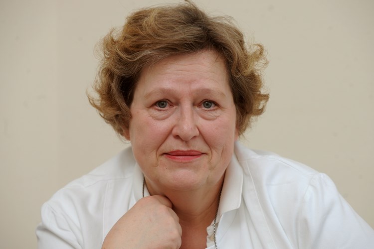 Dr. Nadia Komparić (M. MIJOŠEK)