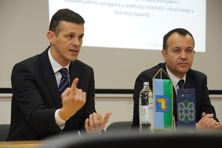 Portal su predstavili istarski župan Valter Flego i predsjednik IDA-e Boris Sabatti (M. MIJOŠEK)