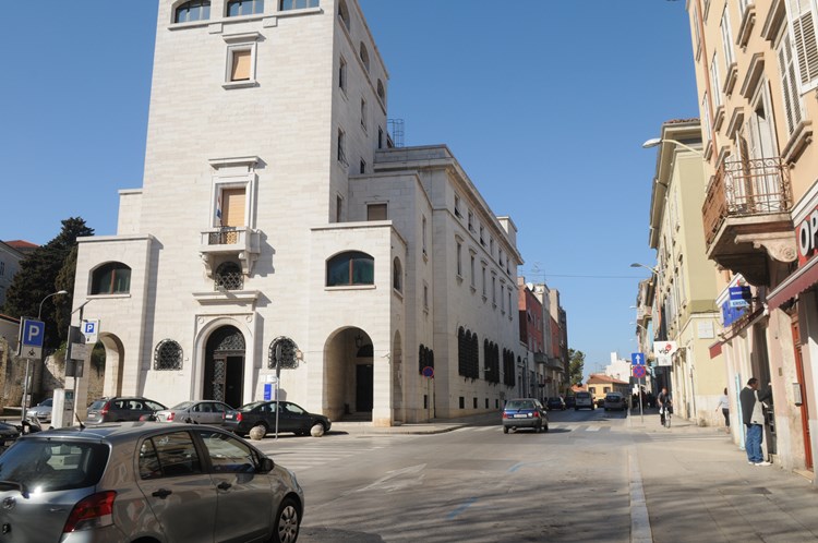 Za trajanja radova ukinut će se parkirna mjesta na Giardinima i u Istarskoj ulici (D. ŠTIFANIĆ)