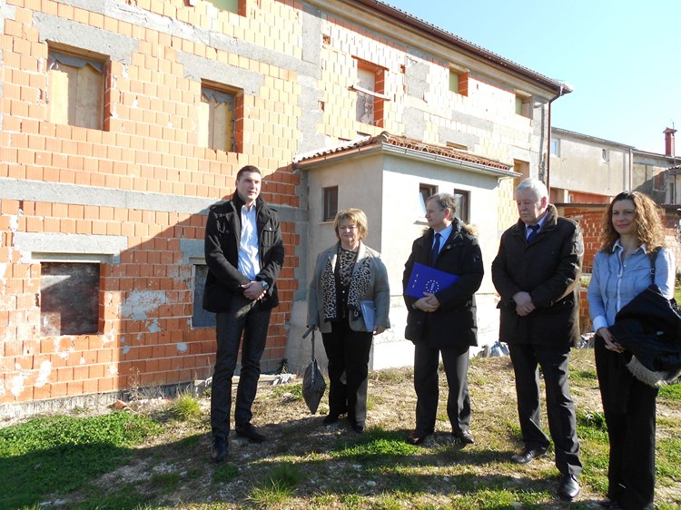 Počela završna faza rekonstrukcije sjedišta Zajednice Talijana u Vižinadi (K. FLEGAR)