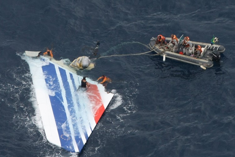 Air France, let 447, srušio se 2009. u Atlantski ocean