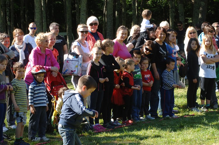 Obilježavanje Međunarodnog dana obitelji u Šijanskoj šumi (D. MEMEDOVIĆ)
