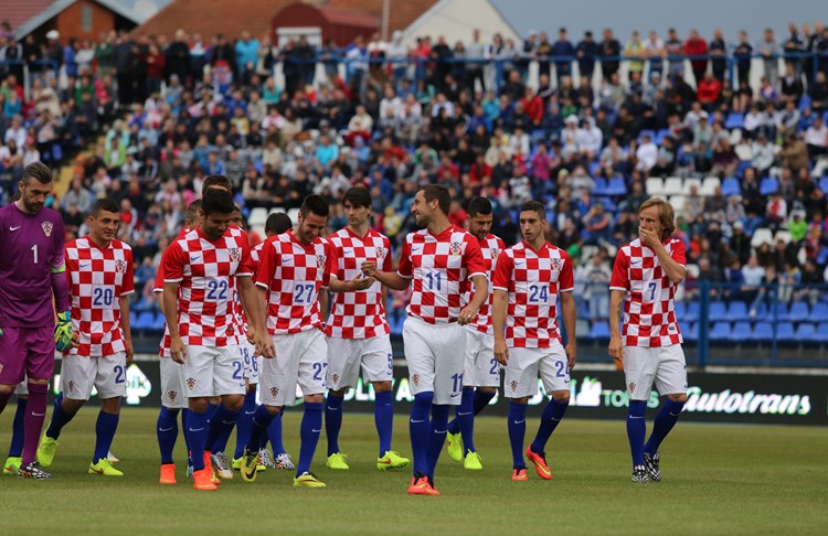 Hrvatska nogometna reprezentacija (E. ELVEB / CROPIX)