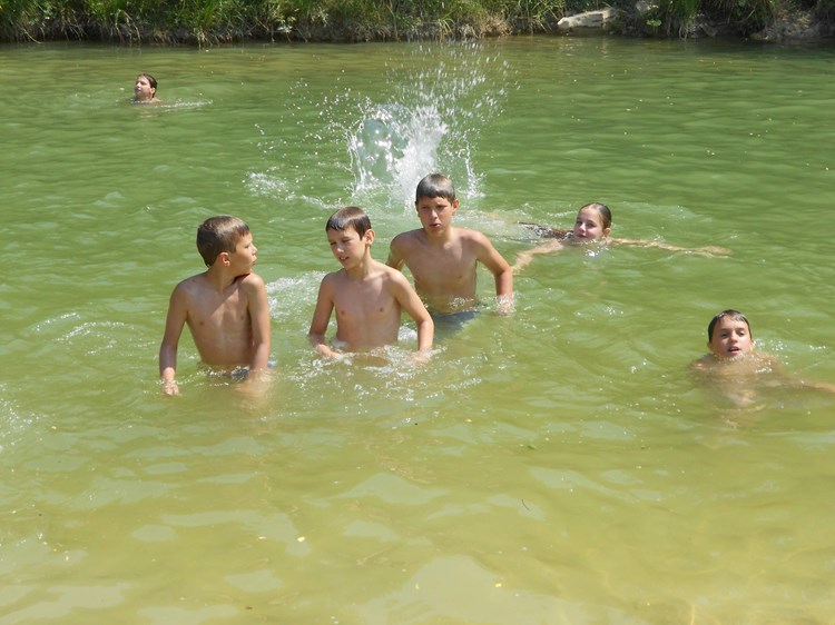 Lanjska škola plivanja na Pazinčici (M. RIMANIĆ)