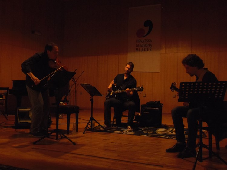 Luca Ciarla Trio (T. TIDIĆ)