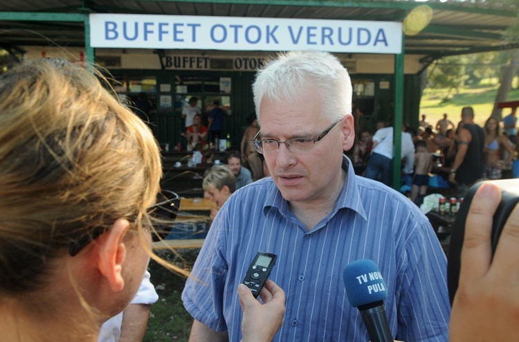 Predsjednik Ivo Josipović posjetio je danas Fratarski otok (D. ŠTIFANIĆ)
