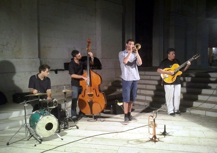 Fiorin Jazz Orchestra na Trgu slobode (G. PRODAN)
