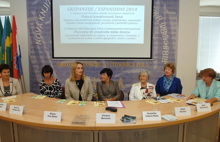 Jadranka Černjul,Dorina Vlakančić, Elena Puh Belci, Viviana Benussi, G. Valeria Rota, A. Perkov i N. Načinović (D. MEMEDOVIĆ)