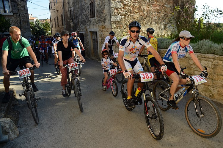 Parenzana je kraljica rekreativnog biciklizma Istre (M. ANGELINI)