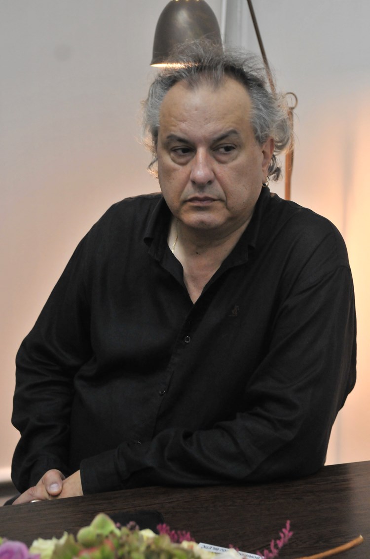 Dr. Boris Domagoj Biletić (Neven LAZAREVIĆ)