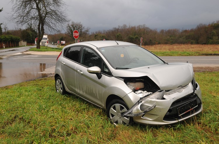 Ford Fiesta nakon sudara (Dejan ŠTIFANIĆ)