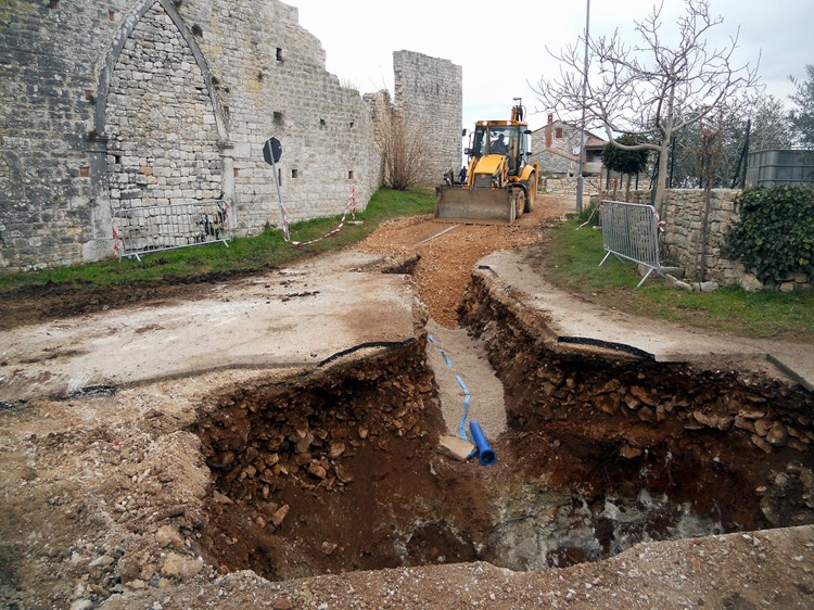 Predstoji im izgradnja kanalizacije u starogradskoj jezgri u suradnji s konzervatorima (A. DAGOSTIN)