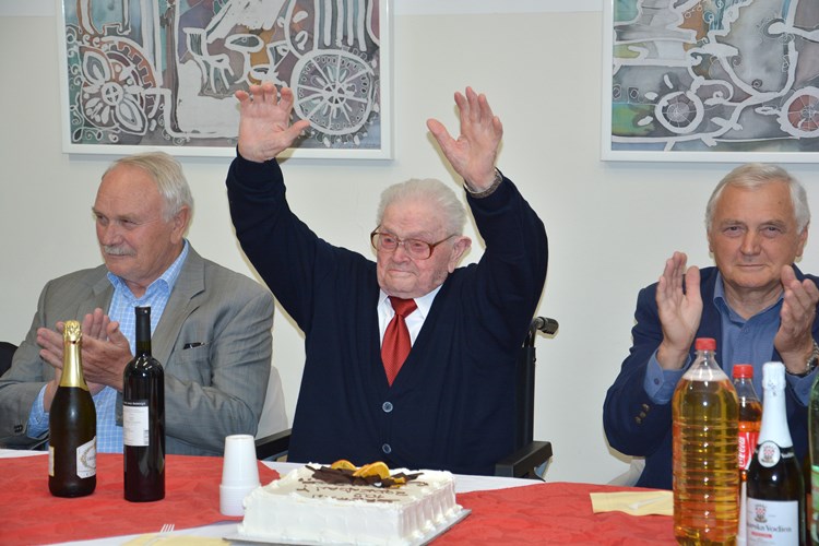 Vitalni Ivan Banković proslavio je 102. rođendan (D. MEMEDOVIĆ)