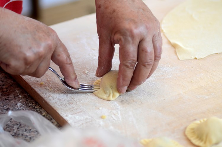 Posjetitelji mogu i učiti izraditi domaću tjesteninu (Dejan ŠTIFANIĆ)