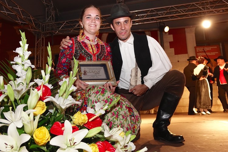 Nagradu publike osvojili su Mađari koji su svojim nastupom skoro srušili pozornicu (N. LAZAREVIĆ)