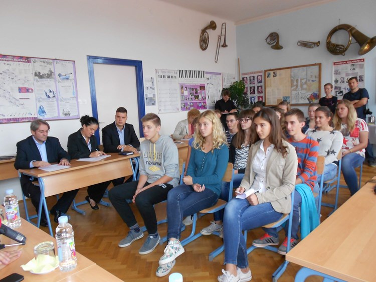 Pazinski učenici pratili su predstavljanje projekta (M. RIMANIĆ)