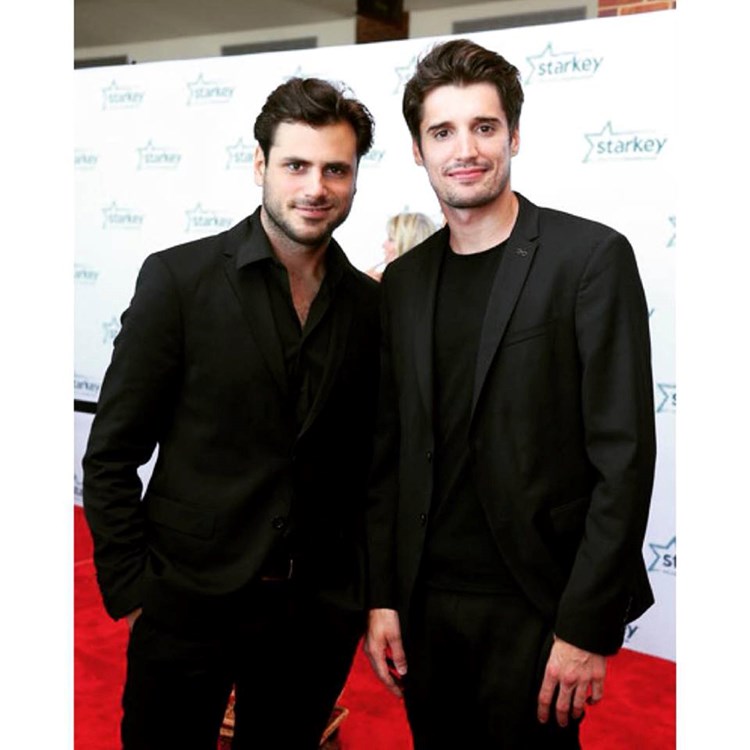 2Cellos