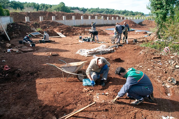 Arheološka iskapanja na Vižuli (M. ROSANDA)