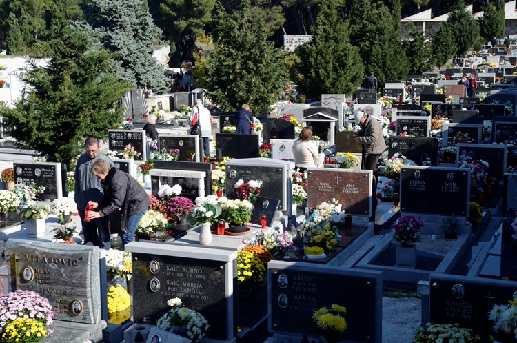 Zakon liberalizira tržište pogrebničkih djelatnosti (Snimio Dejan ŠTIFANIĆ/Arhiva)