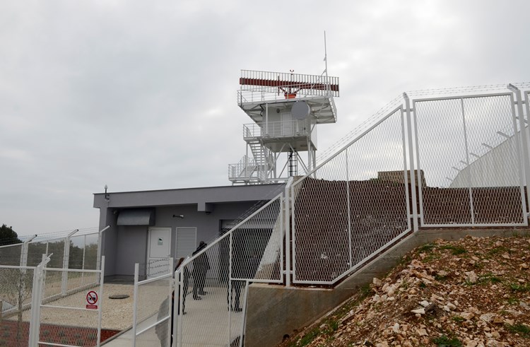 Radar na Monte Kopama niknuo je na mjestu starog vojnog radara