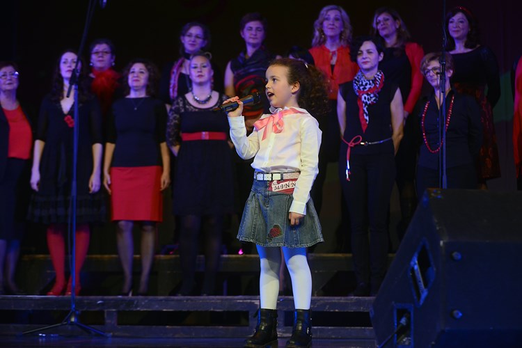 Tradicionalni Božićni koncert Studija Zaro u Istarskom narodnom kazalištu (M. ANGELINI)